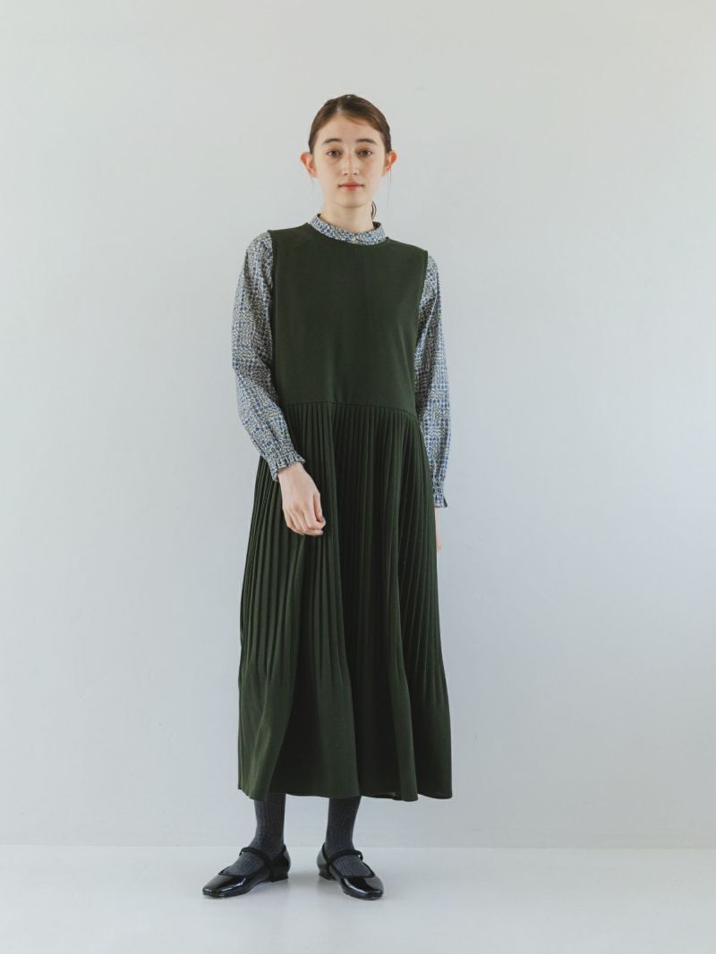 ツイルジョーゼット消しプリーツノースリーブワンピース sosotto
