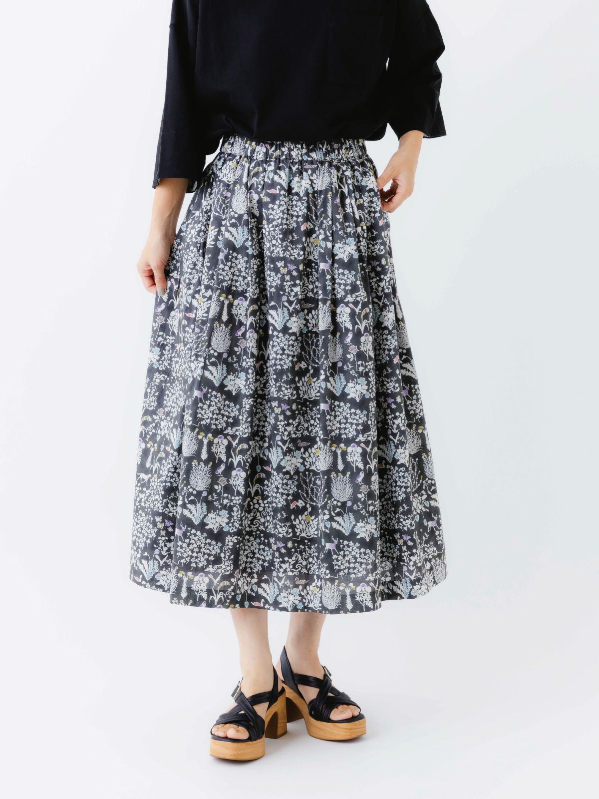 先着クーポン27日1:59迄】【中古】 美品 プリーツプリーズ  