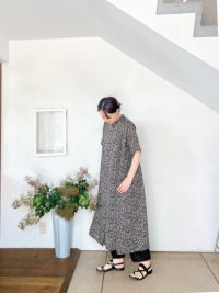 美品　ポンデシャロン　シトロンプリント半袖ワンピース　ネイビー 人気シリーズの半袖が登場！】シトロンプリント半袖OP PONT DE